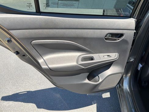 Used 2025 Nissan Versa S w/ S Plus Package FWD image 17