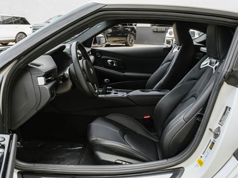 Used 2023 Toyota Supra Premium RWD image 3