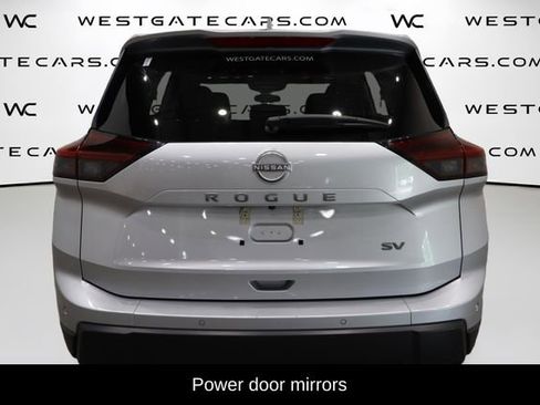 Used 2024 Nissan Rogue SV image 7