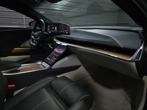 Used 2023 Lucid Air Grand Touring image 11