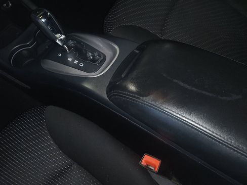 Used 2017 Dodge Journey SE w/ Flexible Seating Group image 26