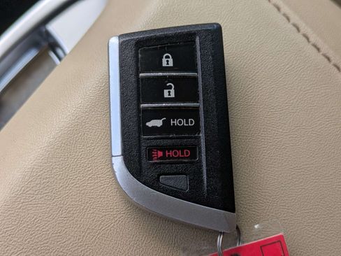 Used 2024 Acura RDX SH-AWD image 30