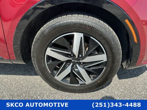 Used 2022 Kia Sorento S FWD image 7