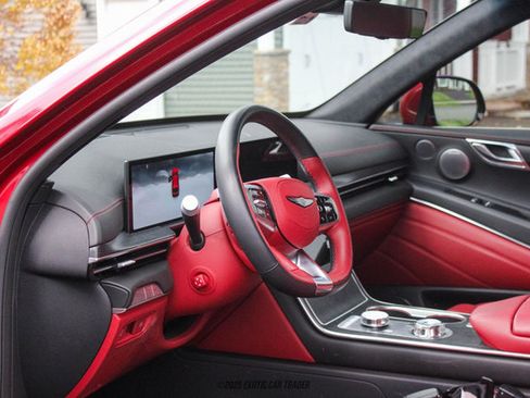 Used 2025 Genesis GV80 3.5T image 34