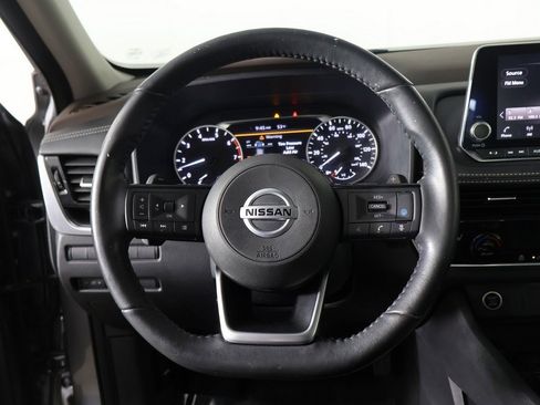 Used 2021 Nissan Rogue SV w/ Premium Package image 37