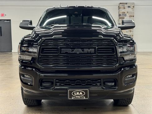 Used 2022 RAM 2500 Limited AWD/4WD image 2