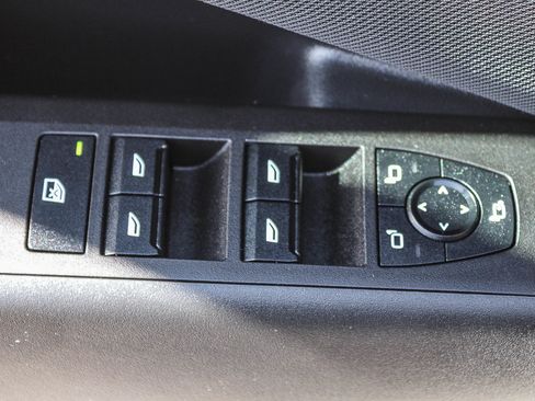 Certified 2025 BMW X3 xDrive30i w/ Convenience Package image 20