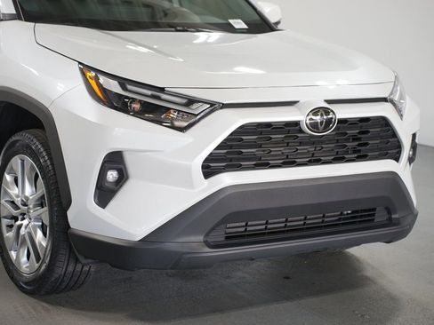 Certified 2024 Toyota RAV4 XLE Premium image 4