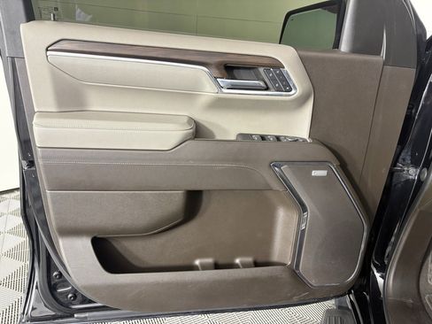 Used 2024 GMC Sierra 1500 SLT w/ SLT Premium Plus Package image 14