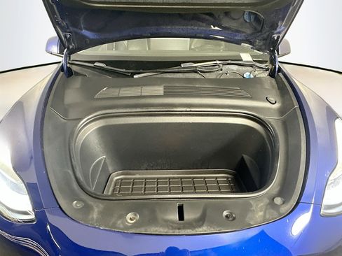 Used 2021 Tesla Model Y 2WD image 35