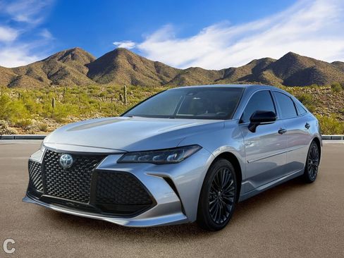 Used 2021 Toyota Avalon XSE w/ Carpet Mat Package (TMS) FWD image 2