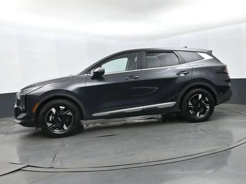 Used 2026 Kia Sportage LX FWD image 5