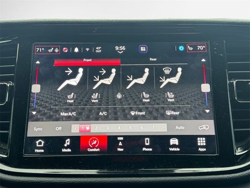 Certified 2025 Dodge Durango GT image 20