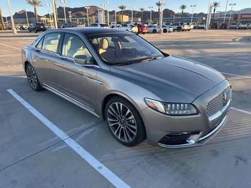 Used 2019 Lincoln Continental Reserve image 3