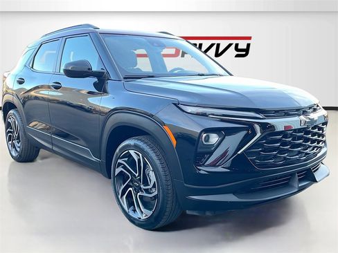Used 2024 Chevrolet TrailBlazer RS w/ Convenience Package image 1