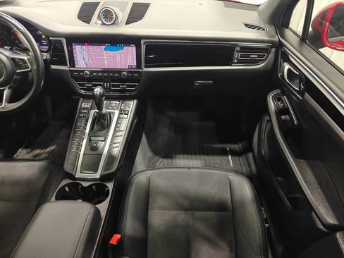 Used 2019 Porsche Macan AWD/4WD image 26