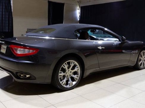 Used 2012 Maserati GranTurismo Convertible RWD image 23