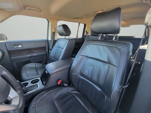 Used 2019 Ford Flex Limited image 11