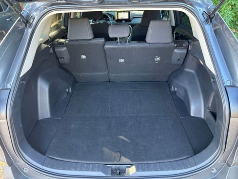 Used 2025 Toyota RAV4 LE image 31