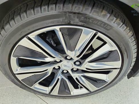 Used 2024 Cadillac Lyriq Luxury w/ LPO, Floor Liner Package image 57