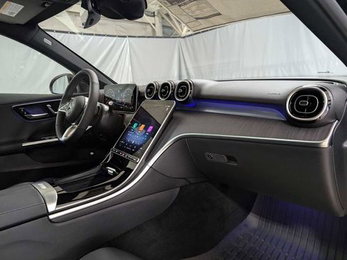 Used 2025 Mercedes-Benz C 300 4MATIC Sedan image 13