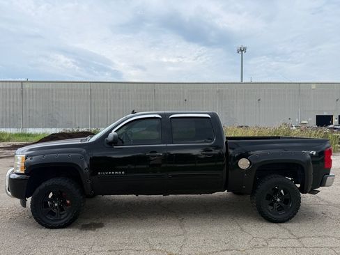 Used 2010 Chevrolet Silverado 1500 LS AWD/4WD image 5