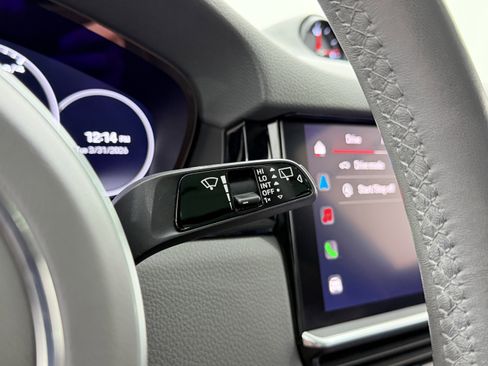 Certified 2023 Porsche Cayenne AWD/4WD image 51