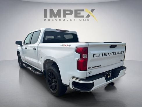 Used 2024 Chevrolet Silverado 1500 Custom AWD/4WD image 3