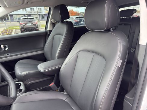 Used 2023 Hyundai Ioniq 5 Limited image 12