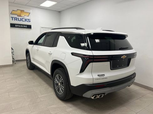 New 2026 Chevrolet Traverse LT image 7