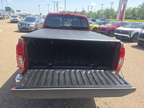 Used 2019 Nissan Frontier SV w/ Value Truck Package AWD/4WD image 28