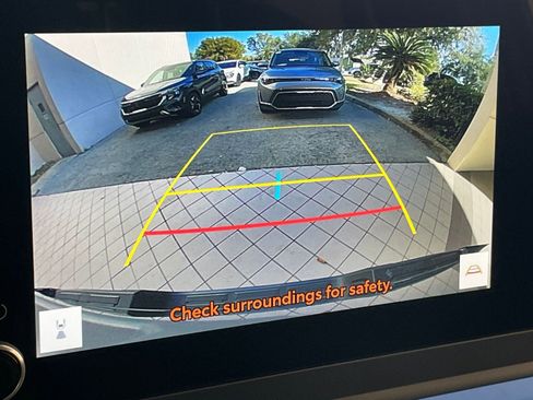 Used 2025 Toyota Tacoma SR image 17