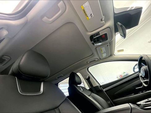 Certified 2023 Hyundai Tucson Limited w/ Cargo Package image 17