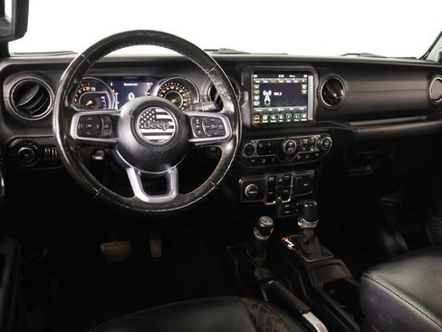 Used 2021 Jeep Wrangler Unlimited Sahara AWD/4WD image 2
