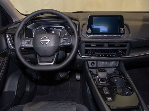 New 2026 Nissan Rogue SV image 7