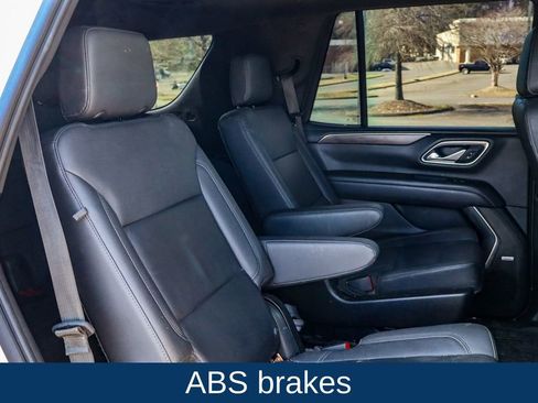 Used 2021 Chevrolet Tahoe Z71 w/ Luxury Package image 16