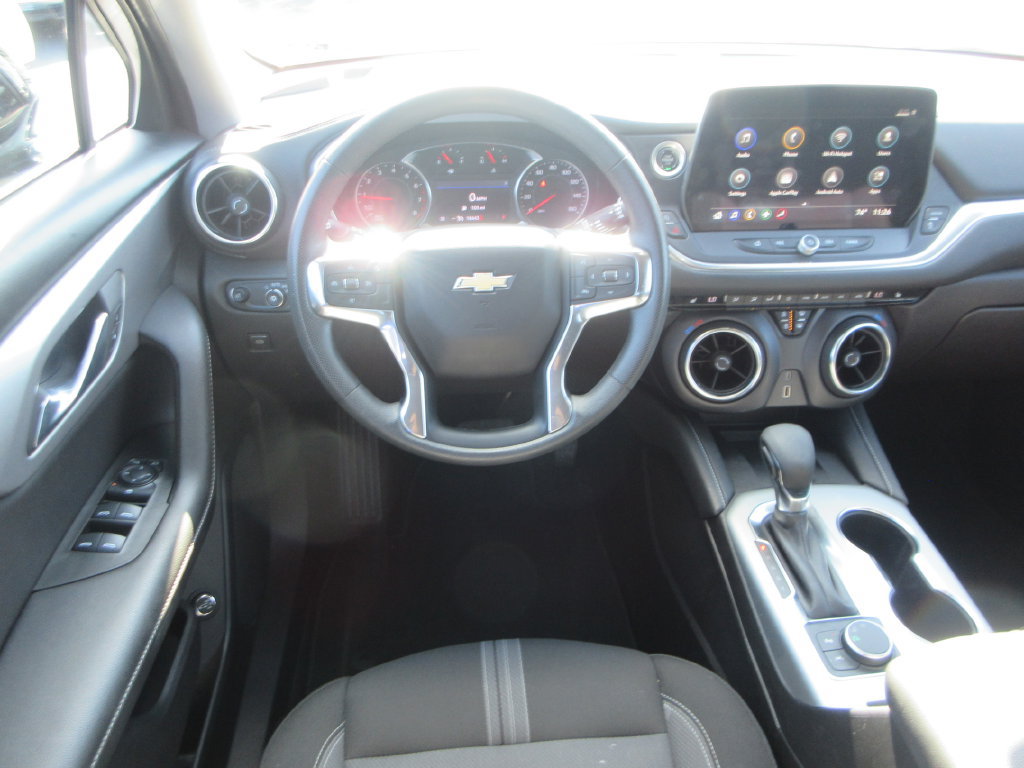 Used 2024 Chevrolet Blazer LT w/ Convenience Package FWD image 14