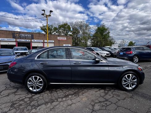 Used 2016 Mercedes-Benz C 300 4MATIC Sedan image 4