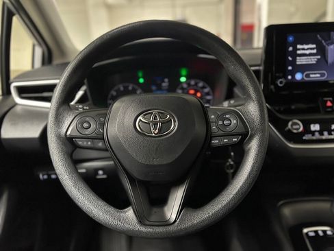Certified 2023 Toyota Corolla LE image 30