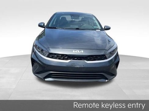 Certified 2024 Kia Forte LXS FWD image 3