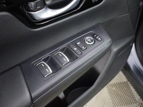 Used 2025 Honda CR-V EX-L image 38