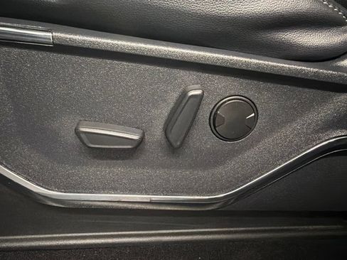 Certified 2023 Ford F150 Lariat AWD/4WD image 30