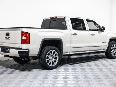 Used 2015 GMC Sierra 1500 Denali w/ Driver Alert Package image 6