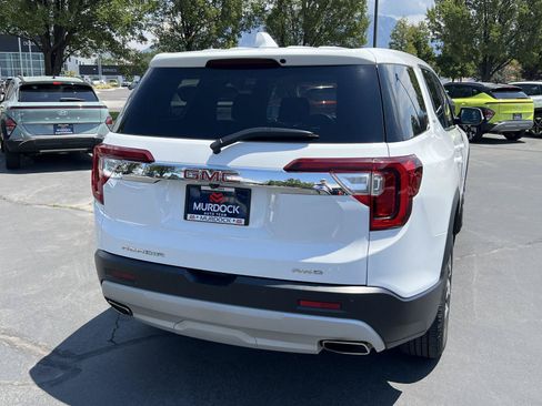 Used 2023 GMC Acadia SLE AWD/4WD image 8