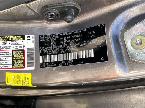Used 2017 Toyota Sienna LE w/ Outdoor Package FWD image 35