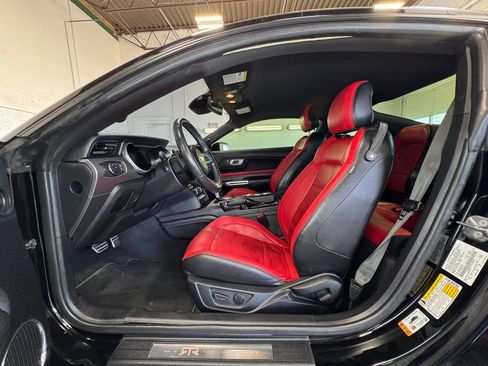 Used 2022 Ford Mustang GT Premium w/ Equipment Group 401A RWD image 13