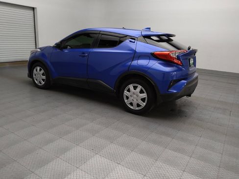 Used 2019 Toyota C-HR LE image 5