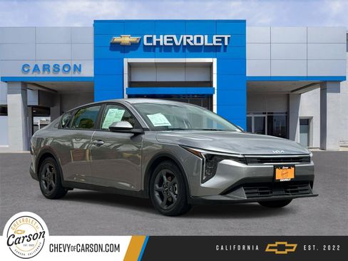 Used 2025 Kia K4 FWD image 1