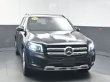 Used 2021 Mercedes-Benz GLB 250 4MATIC w/ Premium Package image 2