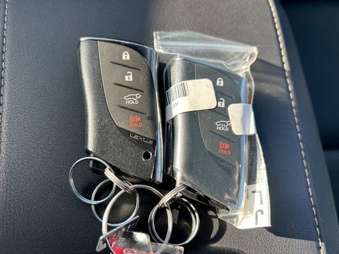 Used 2025 Lexus RX 350 Premium w/ Accessory Package (Z1) FWD image 42